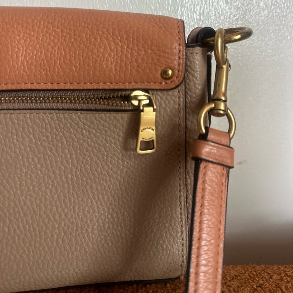 RARE Coach colorblock floral Jade crossbody - Picture 11 of 16